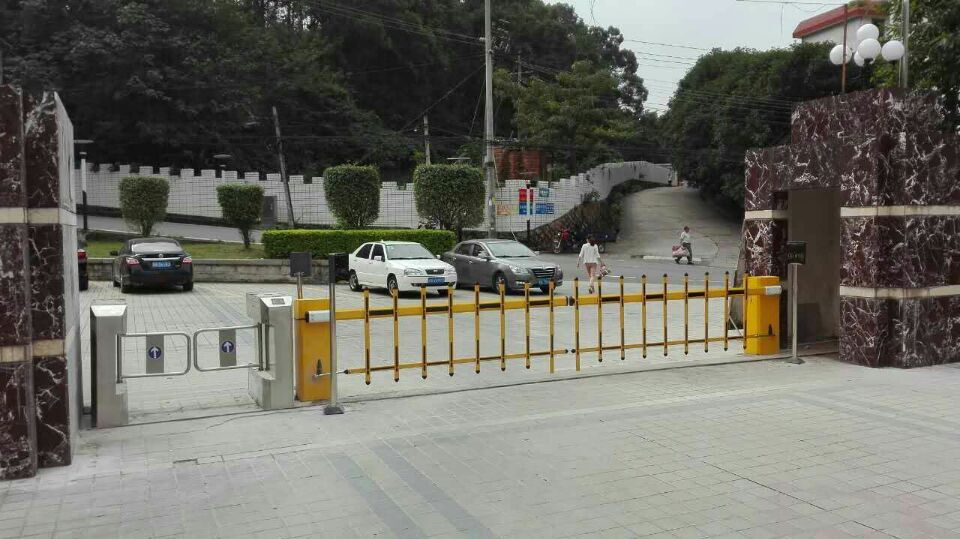 A special forces unit of the military region has also started using brushless swing gates.